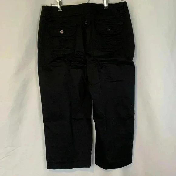 Larry levine petites size 6p black capri pants, pockets, - Picture 2 of 6